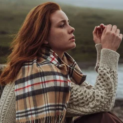 John Hanly Merino Wollen Sjaal Klassieke Camel Tartan